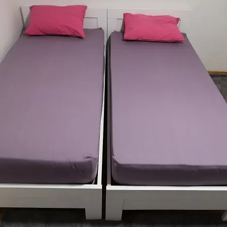 White Night * スコピエ