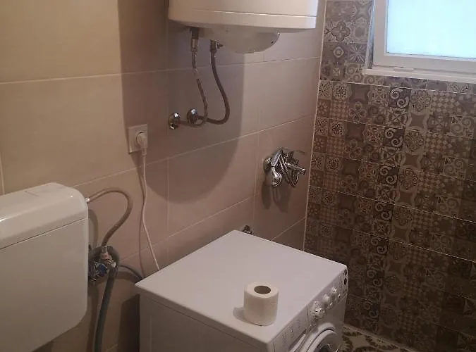 White Night * Скопье